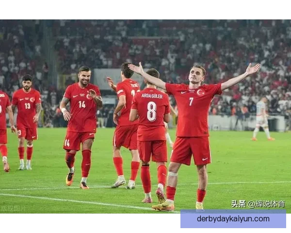 全球足球劲旅盘点：为何这些球队屹立不倒，续写辉煌历史值得关注