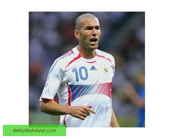 齐达内职业生涯荣誉盘点：三大洲冠军与金球奖加冕就